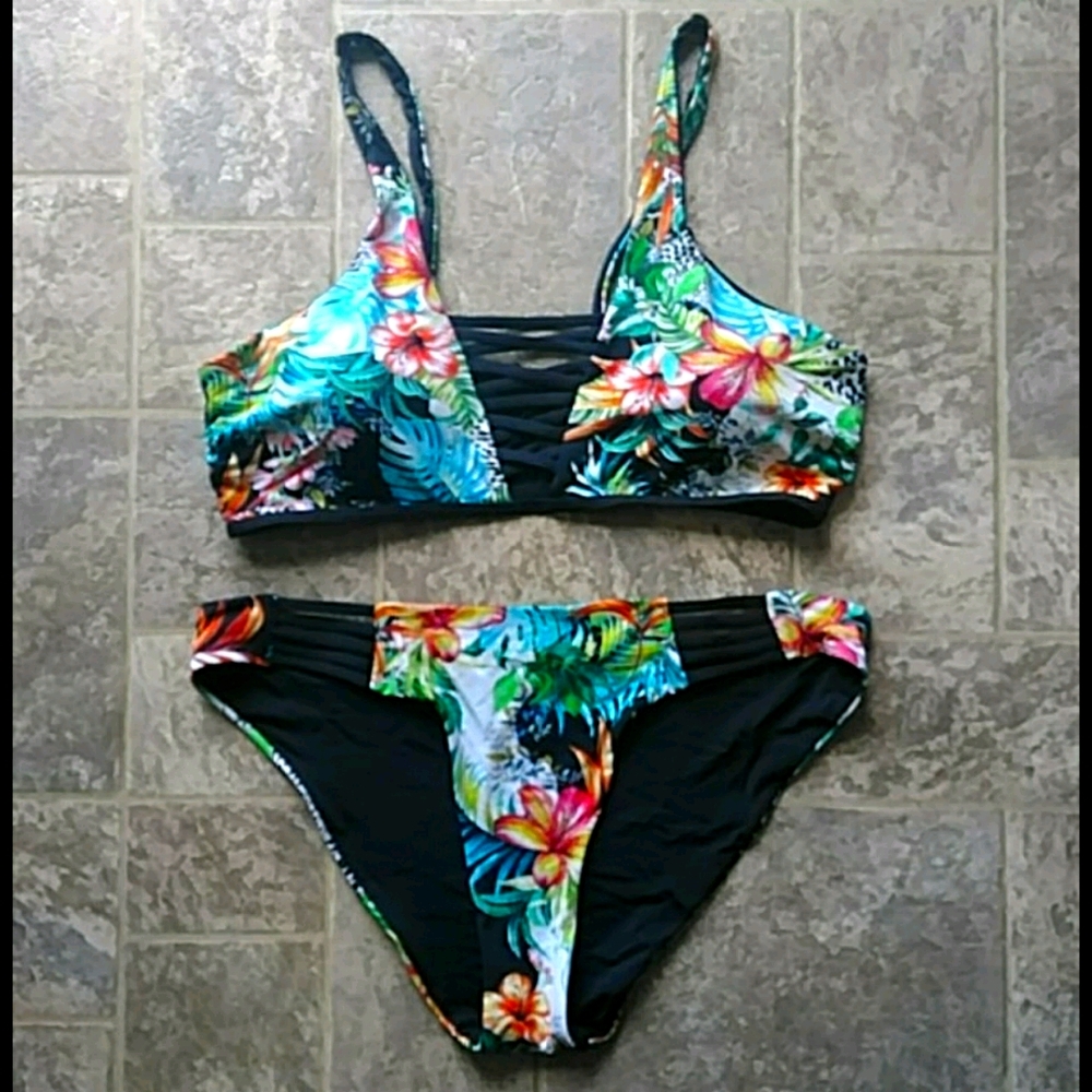 Bathing suit